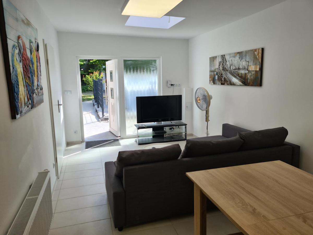 אסן Fafa Home With Pool מראה חיצוני תמונה