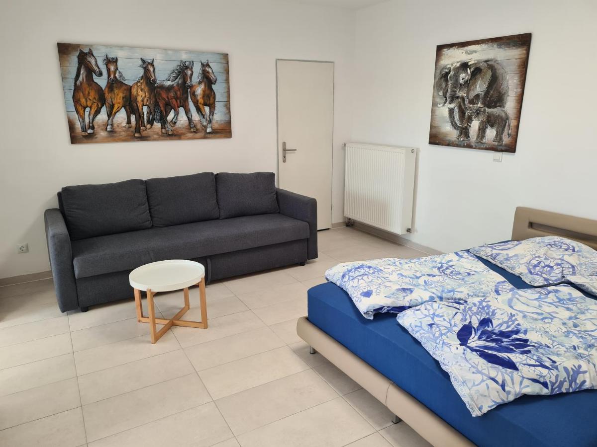 אסן Fafa Home With Pool מראה חיצוני תמונה