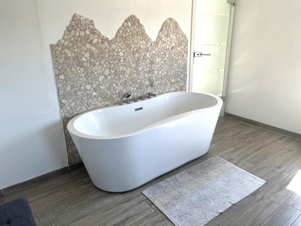 אסן Fafa Home With Pool מראה חיצוני תמונה